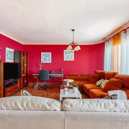 Apartment Beautiful 3 Bedroom Wifi Sea View *