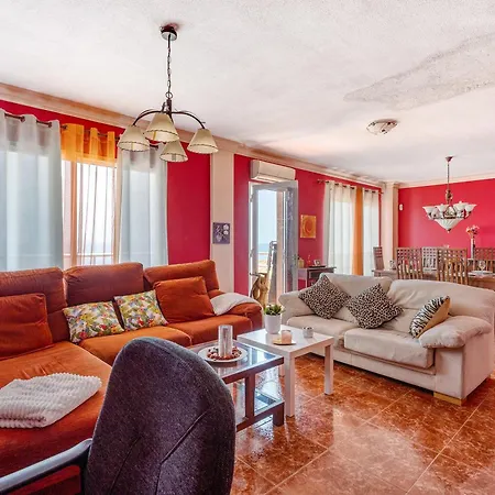 Apartment Beautiful 3 Bedroom Wifi Sea View