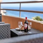 Lejlighed Beautiful 3 Bedroom Wifi Sea View
