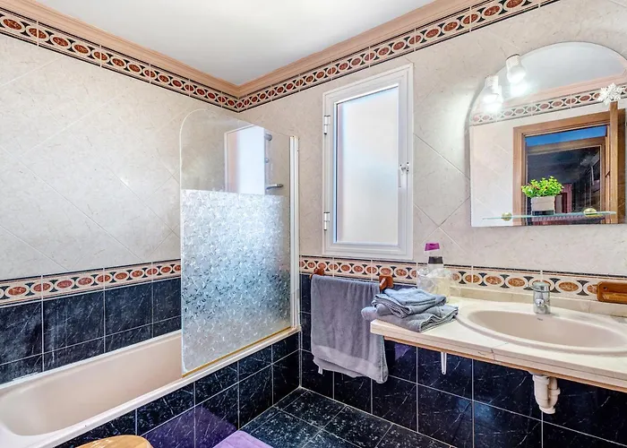 Appartement Beautiful 3 Bedroom Wifi Sea View Radazul